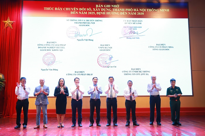 Hà Nội lấy người dân, doanh nghiệp làm trung tâm, làm chủ thể trong chuyển đổi số